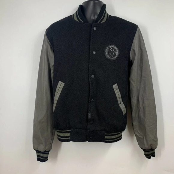 Krew Men's Varsity Classic Long Sleeve Snap Embroidered Logo Jacket Size M